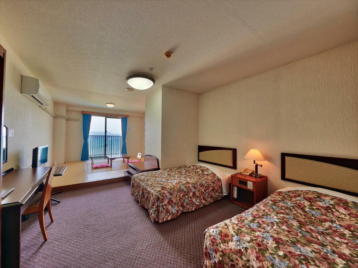 Miyuki Hamabaru Resort Onna Bagian luar foto